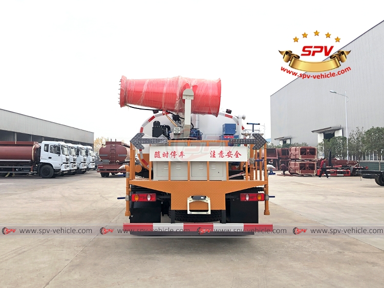 Pesticide Spraying Truck Dongfeng - B